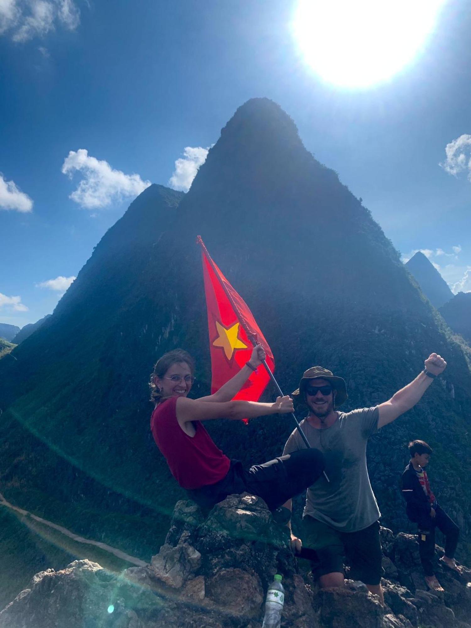 Ha Giang Lotus Hostel Motorbikes Tours エクステリア 写真