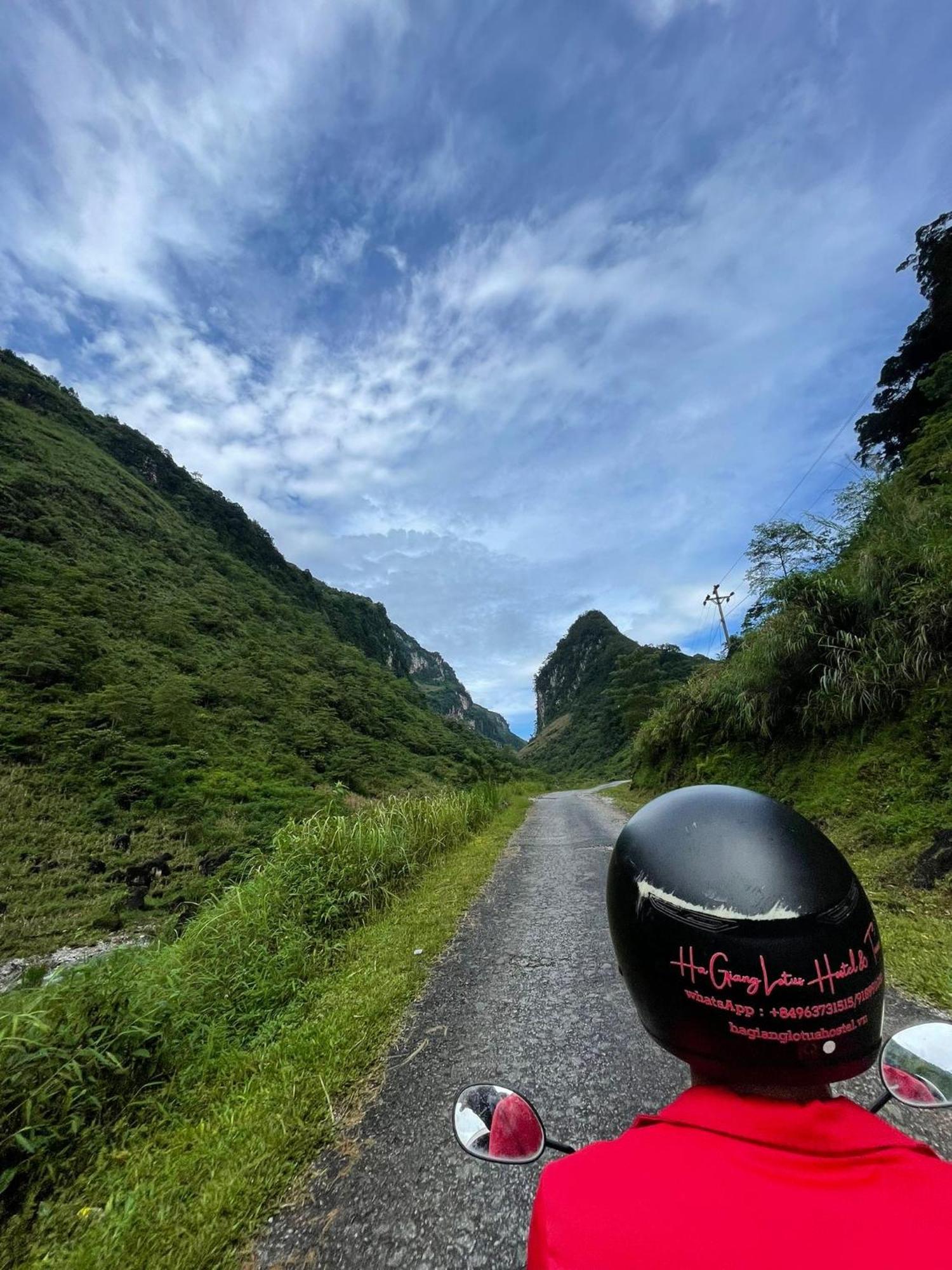 Ha Giang Lotus Hostel Motorbikes Tours エクステリア 写真